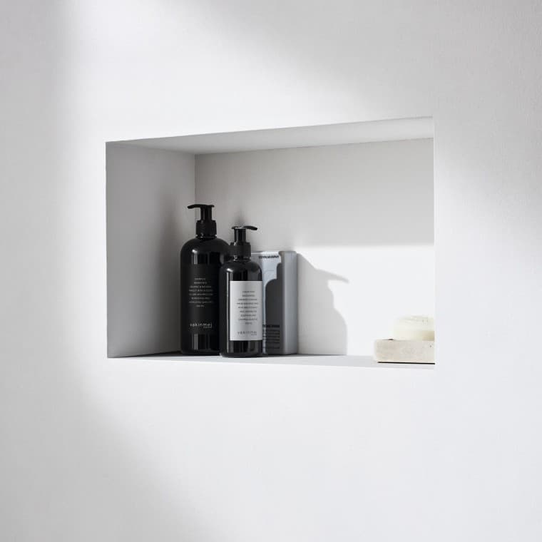 Kutija za pribor za tuširanje: model koji se može obložiti pločicama Kutija za pribor za tuširanje: model koji se može obložiti pločicama