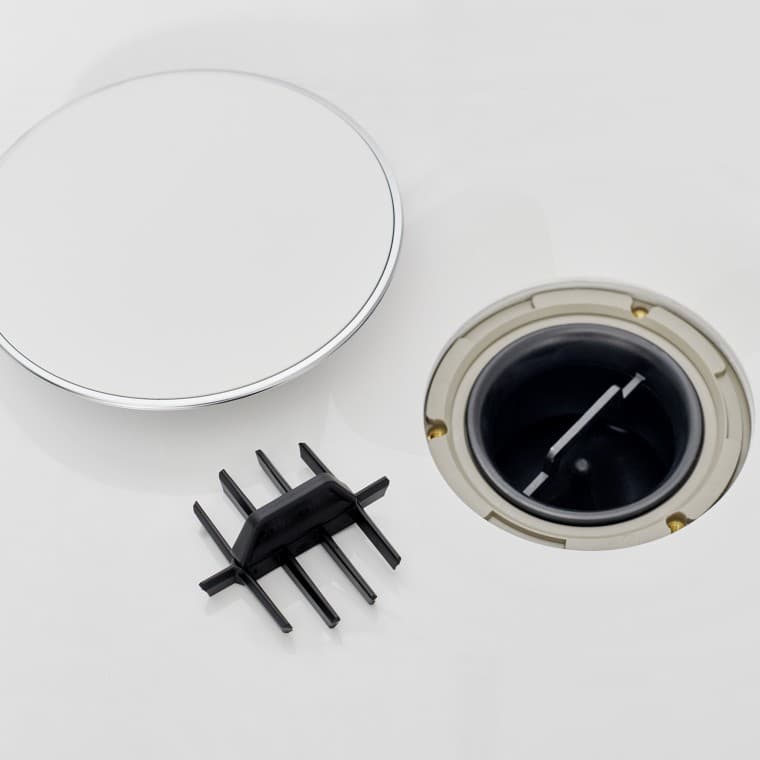 Geberit umetak je integrisan u odvod Geberit Nemea tuš kade. Geberit umetak je integrisan u odvod Geberit Nemea tuš kade.