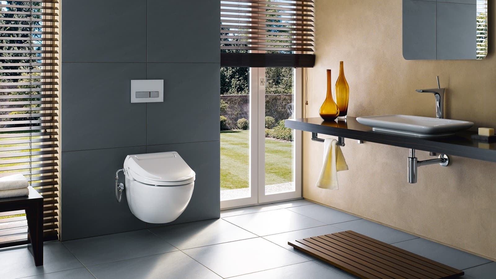 Geberit AquaClean 4000 u kupatilu Geberit AquaClean 4000 u kupatilu