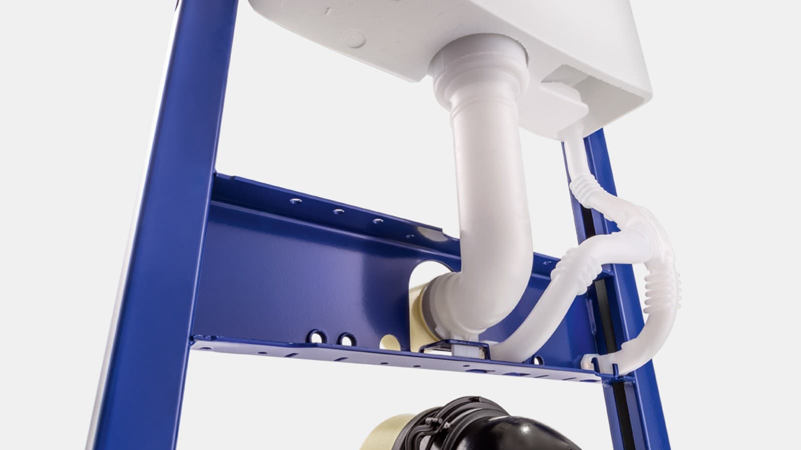 Geberit ugradni vodokotlić koji ima dodatnu cev za priključak Geberit ugradni vodokotlić koji ima dodatnu cev za priključak